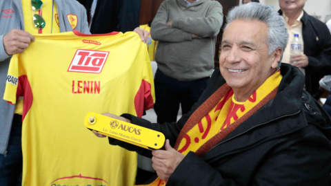 El 23 de noviembre del 2019, el presidente Lenín Moreno visitó el Estadio Gonzalo Pozo Ripalda, para presenciar el encuentro entre Aucas y Barcelona. 