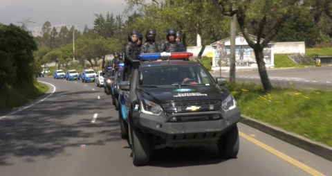 Foto_interna_policias_Guayaqui_Quito