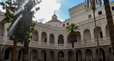 img CCM Biblioteca Municipal Federico González Suárez