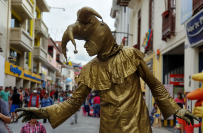 Otra de las actividades del FIAVL Off, en las calles de Loja.