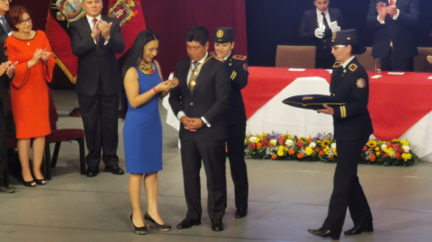 La presidenta del Consejo Nacional Electoral, Diana Atamaint, participó en el evento de posesión.