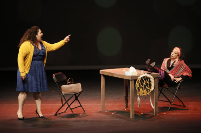 Las actrices Sherry Mandujano y Doreen Calderón durante su participación en la séptima edición del Latino Scene Showcase en Los Ángeles.