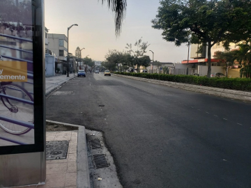 Así luce la avenida Víctor Emilio Estrada, al norte de Guayaquil. 