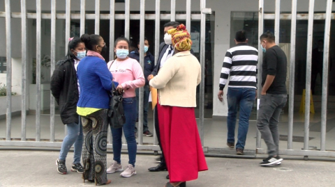 Familiares de Nazareno estuvieron en la audiencia realizada en Latacunga. 