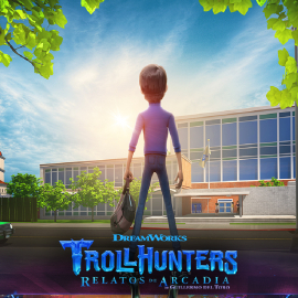 Trollhunters. Un niño de quince años encuentra un amuleto mágico que
lo transforma en un guerrero. De ese modo será el elegido
para defender a los trolls que viven debajo de la ciudad de
Arcadia