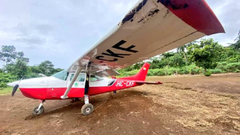 Una avioneta que tuvo un accidente en Morona Santiago el 9 de mayo de 2024.