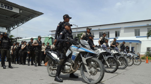 Imagen referencial. Elementos de la policía motorizada en Guayaquil.