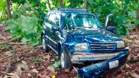 El carro del médico Steven Aguirre fue atacado con armas de fuego, en El Empalme, este 14 de mayo de 2024. 