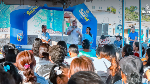 El alcalde de Salinas, Dennis Córdova, en un evento en mayo 2024.