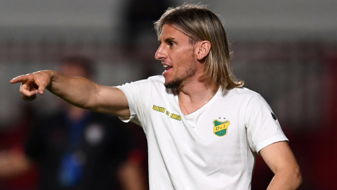 Sebastian Beccacece, durante un partido de Defensa y Justicia en la Copa Sudamericana de 2022.