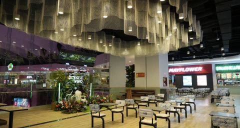 Spacio Vivo, nuevo patio de comidas de Scala Shopping.