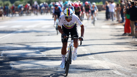 El ecuatoriano Jhonatan Narváez del Ineos  durante la novena etapa del Giro de Italia, el 12 de mayo de 2024.