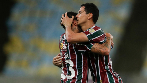 Los jugadores de Fluminense celebran un gol ante Cerro Porteño en el estadio Maracaná, el 16 de mayo de 2024, por Copa Libertadores.