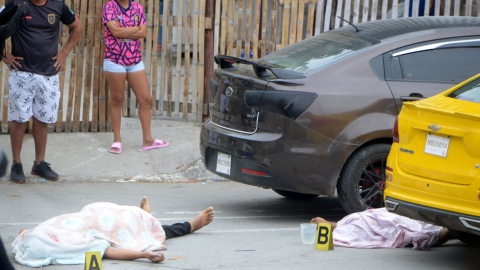 Dos hombres acribillados en un barrio de Manta, Manabí, el 5 de junio de 2024.