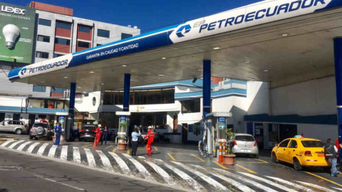 Imagen referencial de una gasolinera de Petroecuador.