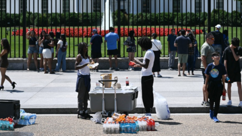 Estados Unidos soporta climas extremos y una ola de calor azotará varias zonas entre el 16 y 18 de junio de 2024.