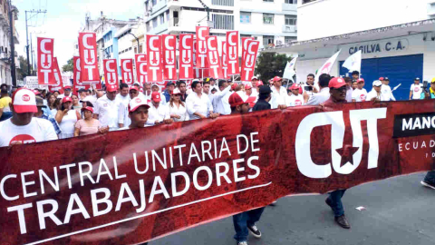 Imagen referencial de miembros de la Central Unitaria de Trabajadores, 1 de mayo de 2024.