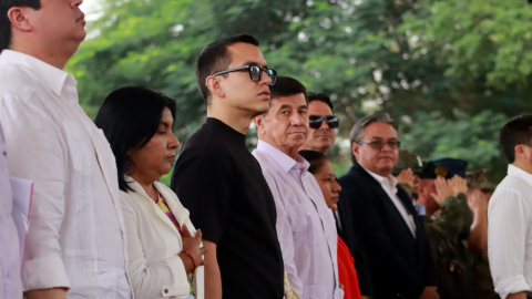 El presidente Daniel Noboa, este 21 de junio de 2024, durante la colocación de la primera piedra de la nueva Cárcel en Santa Elena.