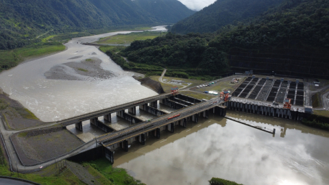 Vista aérea de la bocatoma (obras de captación) de Coca Codo Sinclair. Foto del 31 de mayo de 2024.