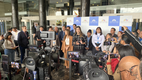 La bancada de Gobierno durante una rueda de prensa el 10 de junio de 2024 en la Asamblea.