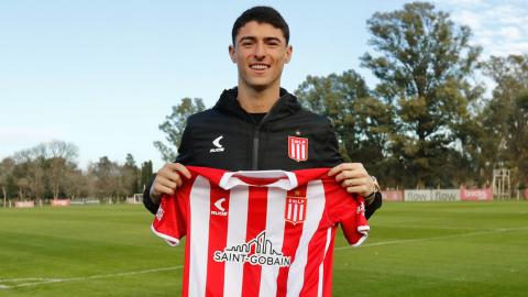 Facundo Rodríguez fue presentado por Estudiantes de La Plata, el 1 de julio de 2024.