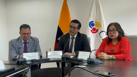 Pablo Beltrán, presidente del CES, en rueda de prensa. Quito, 8 de julio de 2024