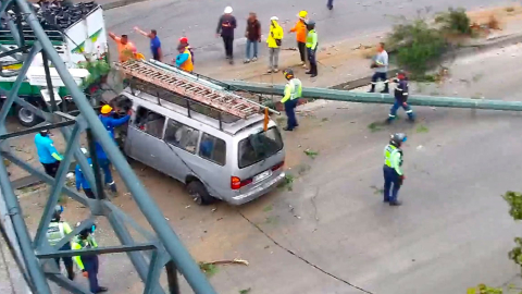 Personal de la ATM en una accidente de tránsito en Guayaquil.