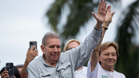 El candidato a la presidencia de Venezuela, Edmundo González Urrutia, en el cierre de su campaña en Caracas. 25 de julio de 2024