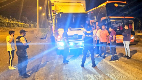 El 26 de julio la policía asegura que evitó el asalto a un camión y un bus interprovincial en el anillo vial de Quevedo, Los Ríos.