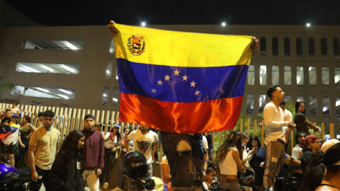 La comunidad venezolana se concentró en Guayaquil el 28 de julio de 2024, a la espera de los resultados de los comicios en su país.