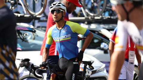 Jhonatan Narváez, durante la prueba de ciclismo de ruta en los Juegos Olímpicos de París, el 3 de agosto de 2024.