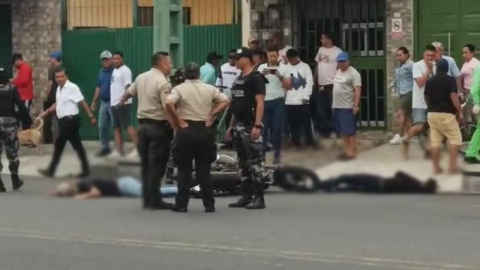 Un supuesto delincuente murió tras enfrentarse a la Policía Nacional, en Babahoyo. Él y su acompañante, que salió herido, habrían asesinado a un ciudadano.