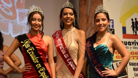 Scarlet Fernández Calderón, Malén Navarro Valdez y Bretany Velasteguí Ortiz.