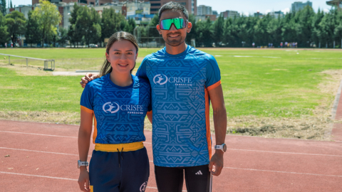 Glenda Morejón y Daniel Pintado durante una sesión de fotos en la pista de Los Chasquis, el 2 de junio de 2024.