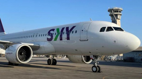 Un avión de la aerolínea chilena SKY.