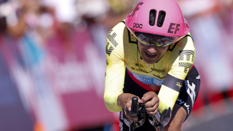 El ciclista ecuatoriano Richard Carapaz, durante la primera etapa de la Vuelta a España, el sábado 17 de agosto de 2024.