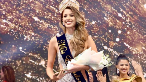 Eunice Rivadeneira con la corona de Miss Ecuador 2024, el 17 de agosto.