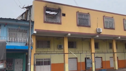 Sujeto desata un incendio tras atentar contra tres mujeres en el Suburbio de Guayaquil