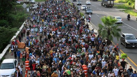 Migrantes latinoamericanos en una caravana rumbo a Estados Unidos, en Chiapas, México, el 23 de julio de 2024.