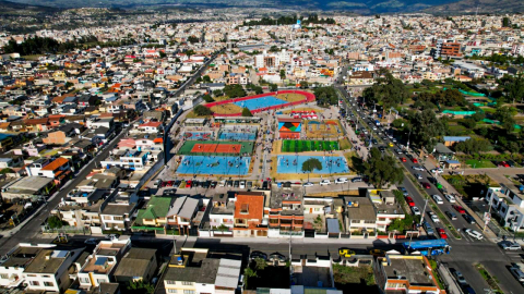 Imagen referencia, vista área de la ciudad de Ambato, el 24 de enero de 2023.