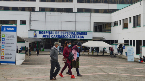 Imagen de archivo del hospital 'José Carrasco Arteaga' del IESS, Cuenca, donde se investiga al Sindicato de trabajadores.