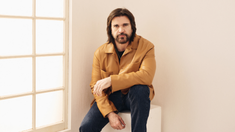 Juanes de 'Pimpinero: Sangre y Aceite' posa en el estudio de retratos de Getty Images presentado por IMDb e IMDbPro durante el Festival Internacional de Cine de Toronto en el InterContinental Toronto Centre, 2024.