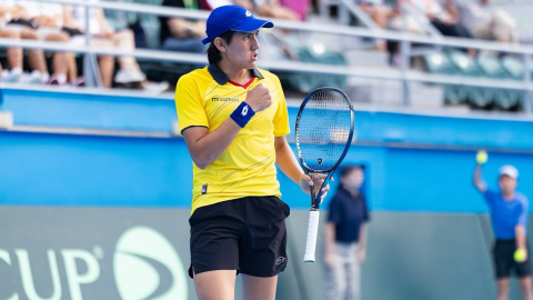 Marcos Chan, durante la serie de Ecuador ante Hong Kong por la Copa Davis, el 14 de septiembre de 2024.