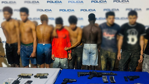 Nueve hombres fueron detenidos por la Policía Nacional. Estarían vinculados al grupo terrorista Los Lobos.