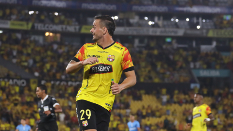 Octavio Rivero festeja su gol, durante un partido de Barcelona SC por la LigaPro, el 15 de septiembre de 2024.