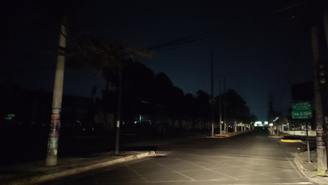 Así lucieron las calles del norte de Quito durante la primera noche de apagón nacional, el 18 de septiembre de 2024.