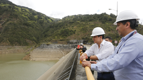 El presidente Daniel Noboa Azin visitó a la Central Hidroeléctrica Mazar el pasado 7 de mayo de 2024.