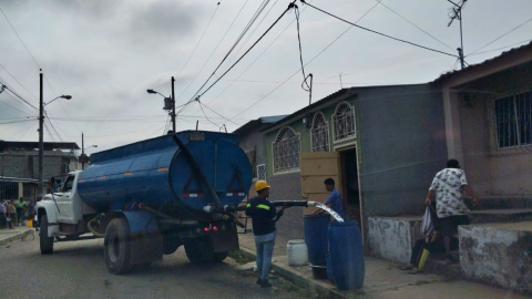 corte agua guayaquil