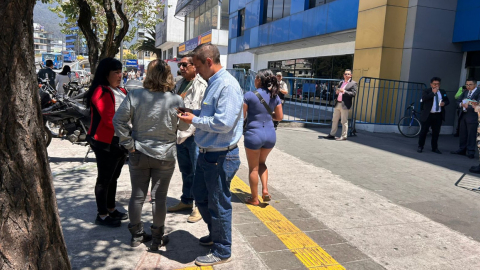 Madre del joven detenido en Quito por incendio en Guápulo rechaza acusaciones