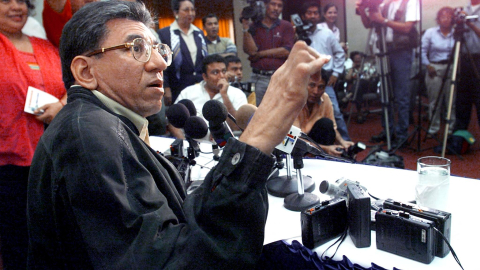 Fotografía de archivo del general retirado del Ejército de Nicaragua, Humberto Ortega, hermano y crítico del presidente Daniel Ortega, en una rueda de prensa en Managua, la capital, el 18 de diciembre del 2000.